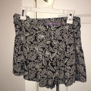 Cloth shorts with bow!